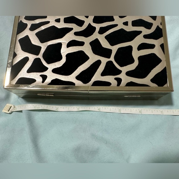 Lulu Townsend Ladies Animal Print Clutch - Picture 6 of 7